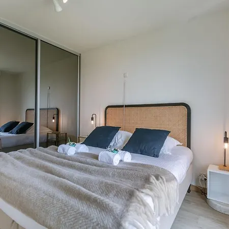 Spectacular Penthouse With Parking And Panoramic View