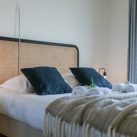 Spectacular Penthouse With Parking And Panoramic View * Nieuwpoort