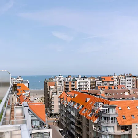 Apartment Spectacular Penthouse With Parking And Panoramic View Nieuwpoort